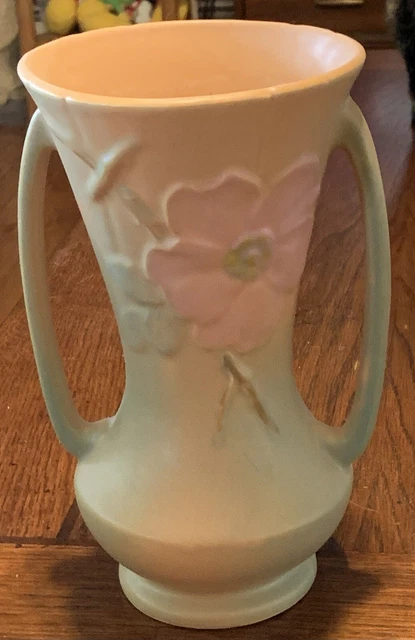 VINTAGE WELLER POTTERY Vase Matte Wild Rose / Dogwood 2 Handled Vase 9