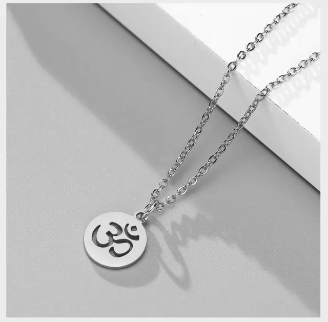 ❤️ Halskette mit Anhänger ☀️ Om Kette in Silber Geschenk Yoga Mantra Chakra Neu