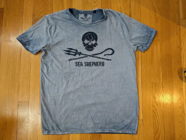 Men's Blue Sea Shepherd Large Organic Cotton T-Shirt