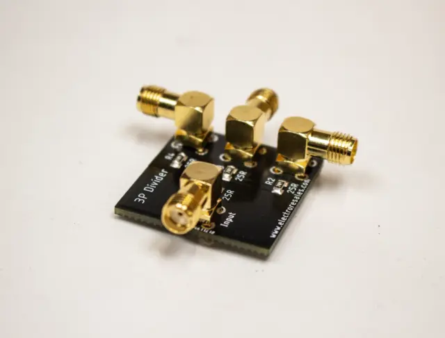 RF  Divider Splitter Combiner 1 Input  to 3 Outputs SMA  1MHz - 5GHz