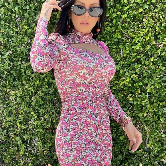 zara floral bodycon dress Zara Yellow Floral Silk Satin Short Puff Sleeve Bustier Mini Bodycon D   Brie