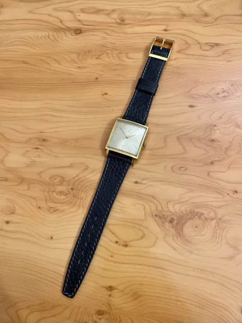 Ancienne Montre mécanique ZENITH Plaqué or Swiss Watch  Vintage