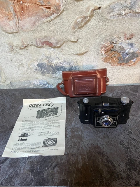 Ancien appareil photo / Marque ULTRA FEX FRANCE Himalaya/ Vendu avec son étui en cuir d'origine / Collection appareil photo / Made in France - France