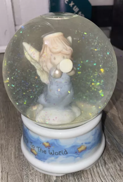 Precious Moments Snowglobe Waterball figurine Joy World Christmas angel Enesco