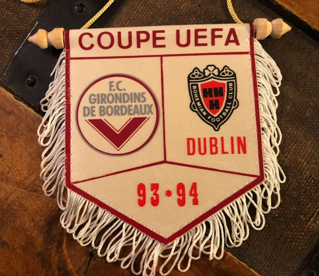 Fanion Coupe UEFA 1999 FC Metz - Étoile Rouge Belgrade - 9x11cm