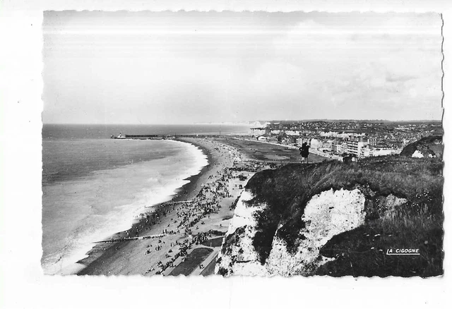 76  Dieppe  Vue Generale De La Plage Prise De La Falaise