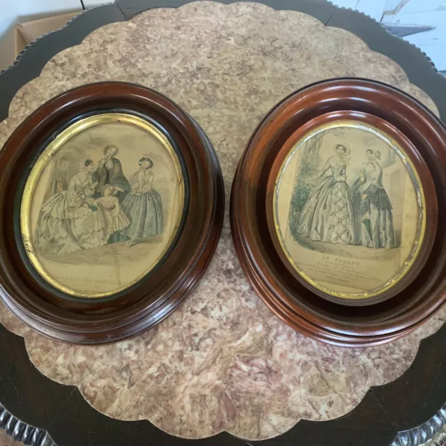Pair of  19th Century Antique Oval Walnut Deep Well Picture Frames
