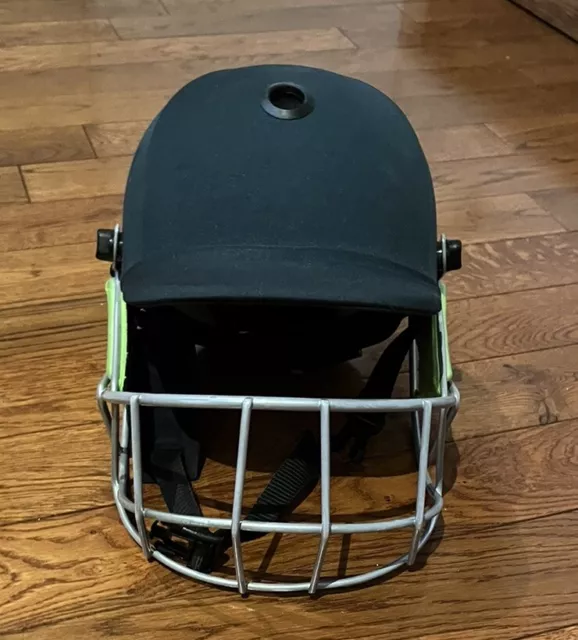 Kookaburra Pro 600F Cricket Helmet Green Size Medium - 56-58cms- Excellent 2