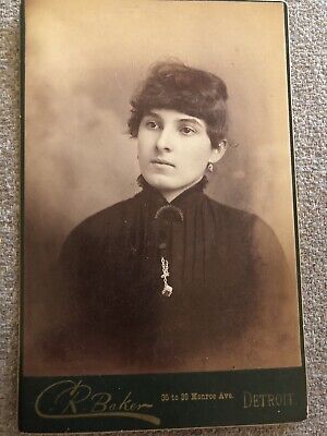 Antique Photo era  Beautiful Young Woman Mourning Fashion  Cabinet Card
