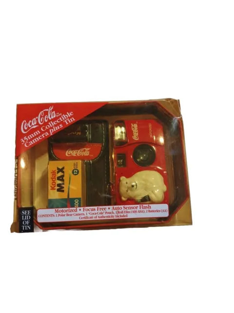 Vintage 2000 Coca Cola 35mm Polar Bear Collectible Camera Plus Christmas Tin Box