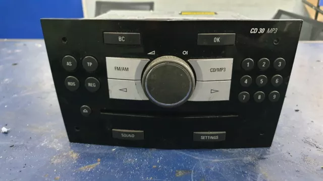 2008 VAUXHALL ASTRA DESIGN 3DR SPORTS CD PLAYER MP3 CD30 (no code available)