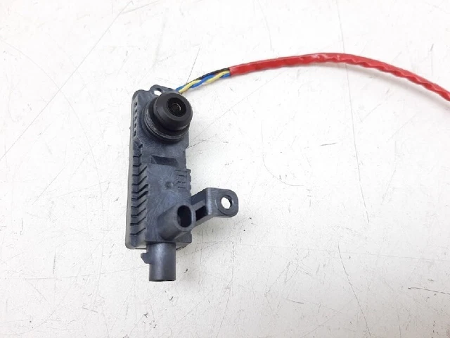 109297800C CAMERA AVANT Tesla Model 3 Sedan Long Range Dual Motor (3D1) 2019