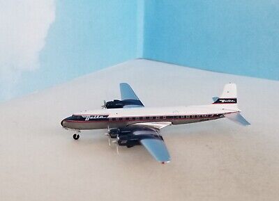 AeroClassics ** VERY RARE ** 1:400 Scale DELTA AIRLINES  Douglas DC-6, N1902M