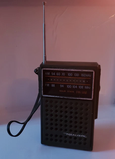HAND HELD RADIO Shack FM-AM Pocket Portable Realistic Radio Cat. No. 12 ...