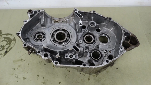 2004 Suzuki LTZ400 z400 Right Engine Case Half, Crank Case B57