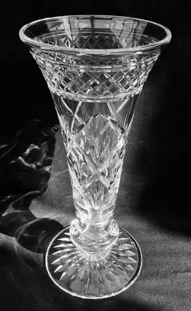 Stuart Lead Crystal Glass Vase In Excellent Condition