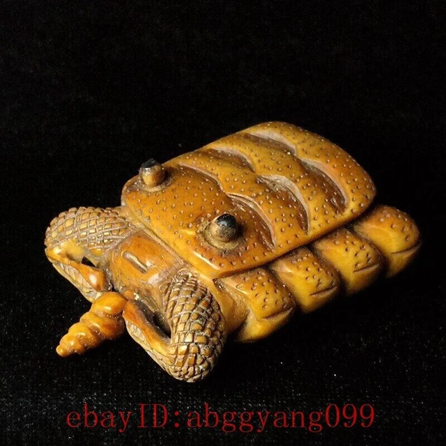 Collection Ornaments Asian China Old Hand Carved Lovely crab statue Snuff Bottle