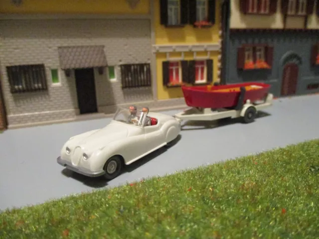 WIKING 1:87 H0 Konvolut PKW Jaguar Sport XK 120 Cabrio + Anhänger mit Ruderboot