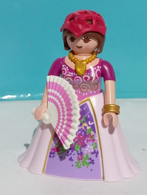 Figurine Playmobil 123 - Dame Conductrice Avec Cabriolet - Set 6758 - Occasion - Parfait Pour Les Jeux D'enfant