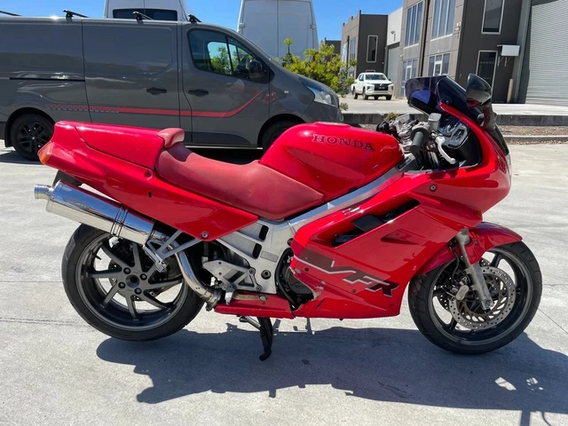 Honda Vfr750 Vrf 750 Rc36 01/1992Mdl 52397Kms Clear Title Project Make An Offer Honda Vfr750 Vrf 750 Rc36 01/1992Mdl 52397Kms Clear Title Project Make An Offer
