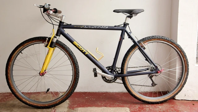 SCOTT TEAM RACING Hardtail Classic Retro Mountain Bike. Superb