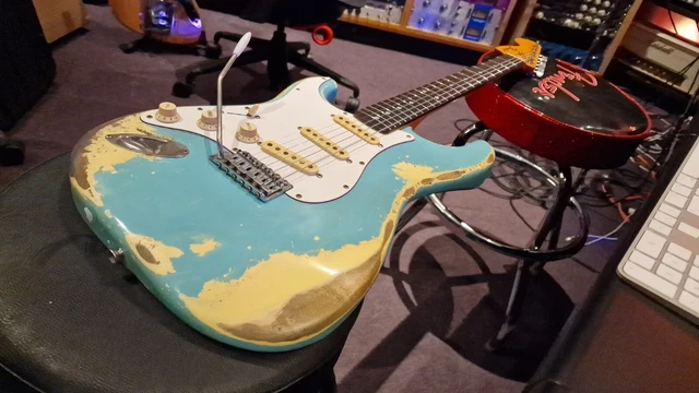Fender Stratocaster Left Hand UK Custom Shop Heavy Relic MIJ 70s LH Japan Strat
