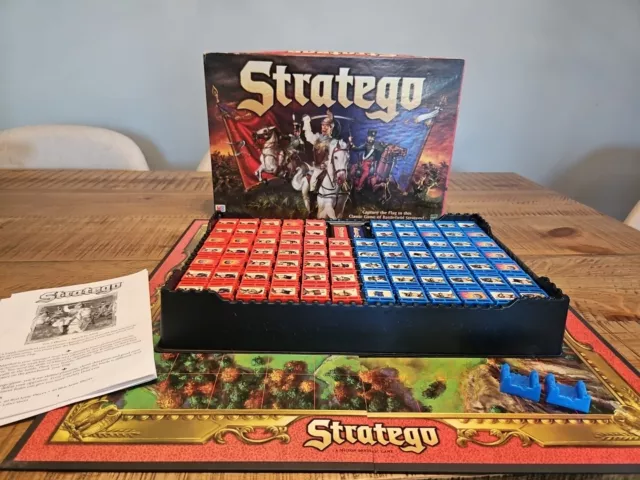 Stratego Board Game by Milton Bradley 1999  Complete in Very Good Cond FREE SHIP