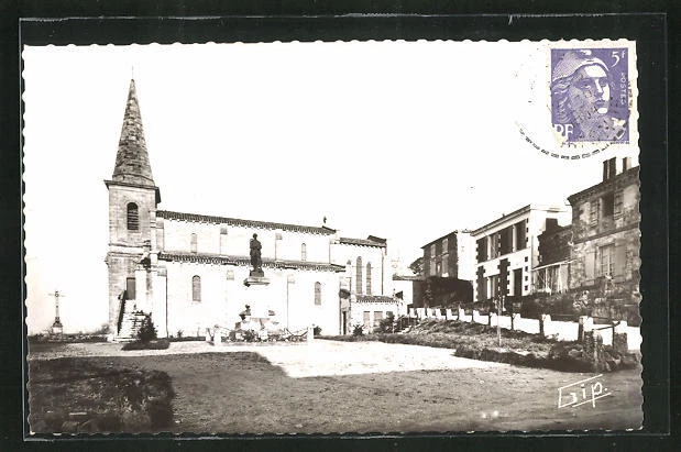 CPA Plassac, L´eglise St. Pierre