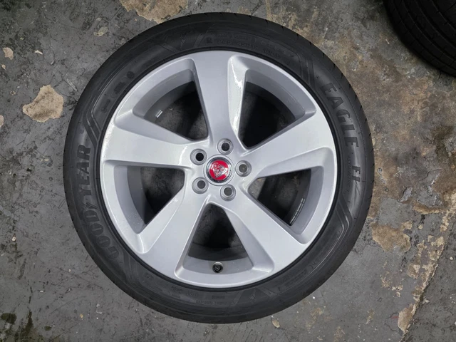 2019 Genuine Jaguar XF Fan 18" Alloy Wheel + Tyre GX63-1007-DA 8J ET45 XFS