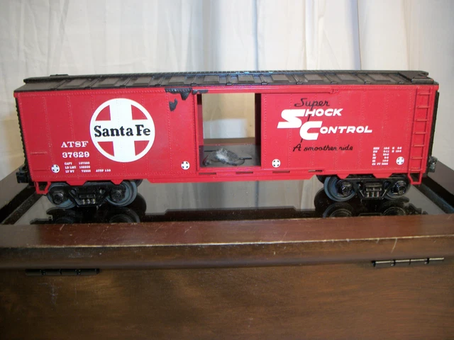 MTH O #37680 Reefer Box Car Santa Fe Super Shock Control, USED no BOX