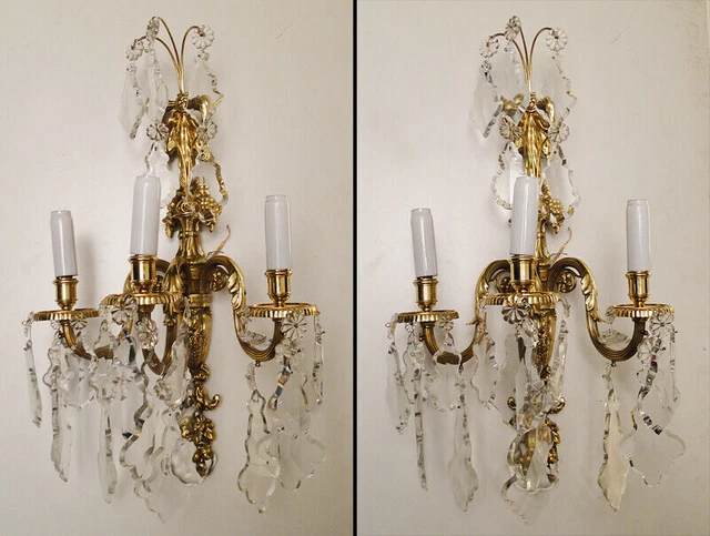 Antique french Louis XV style bronze and crystal pair of sconces (1385)