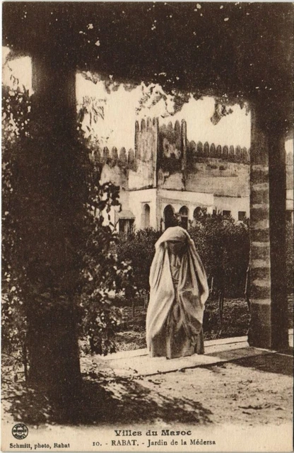 CPA AK MAROC RABAT Jardin de la Medersa (31459)