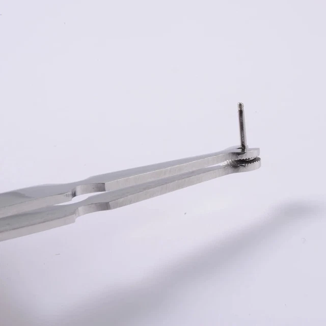 Corpo piercing corpo pinza piercing gioielli punch colpi dermici
