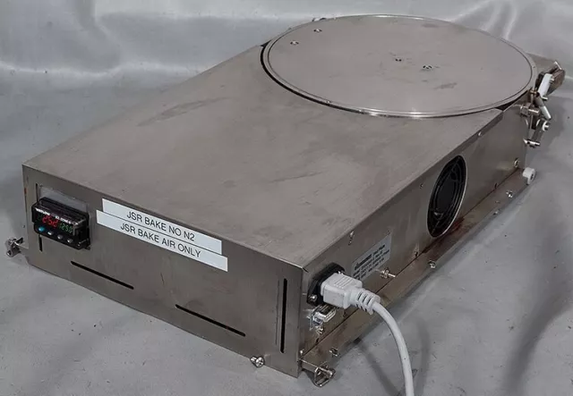 Karl Suss 250AA546-S ACS200 Coater/Developer Hot Plate