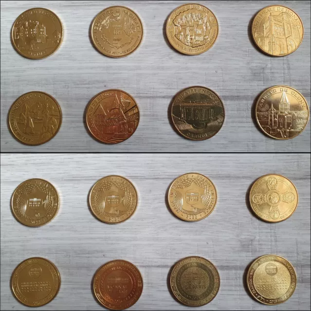 Lot 8 médailles touristiques : Cluny, Monaco, Beaune, Padirac, Carnac, Beynac...