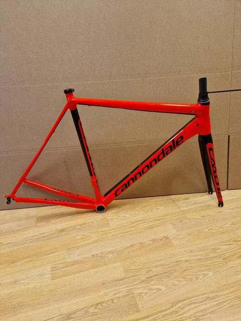 Cannondale CAAD 12 Aluminium Rahmensatz - Medium 54cm, Felgenbremse, Speichelachse.