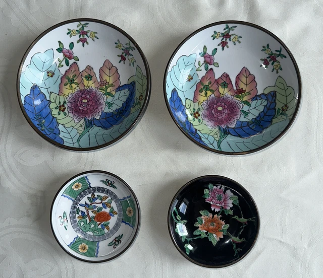 Chinese Hand Painted Porcelain Tobacco Leaf 7”&4” Hanging Bowls Encased in Brass