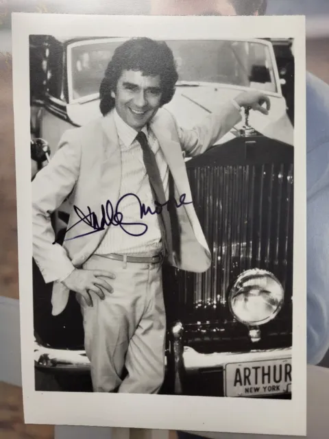 Dudley Moore signed 5x7 Photo English Movie Actor Comedian Golden Globe Winner