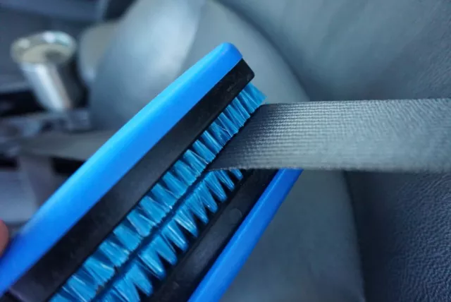 Seat Belt Cleaning Brush BLUGATOR SEATBELT BRUSH SBB-001 Condition: New 3