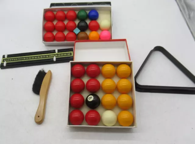 SET OF MINIATURE POOL AND SNOOKER BALLS boxed with brush, triangle & scoreboard