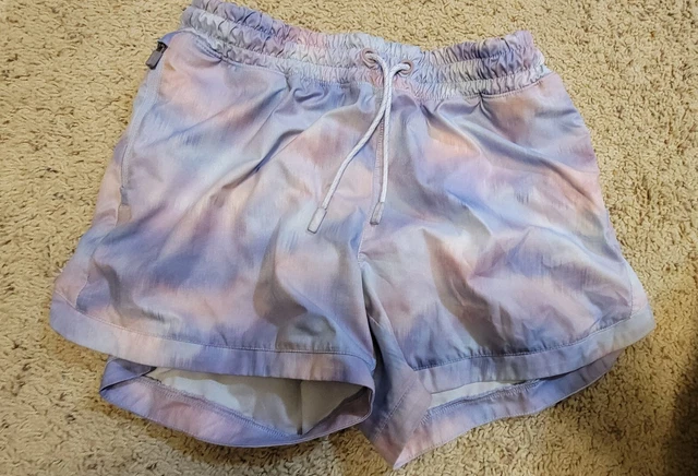 TWO Athleta Girl All-Play shorts XXL/16