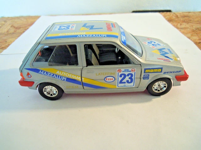 Miniature Burago 1/24 - Metro MG Turbo #23 Argent, Réf 0194, Diecast, Occasion