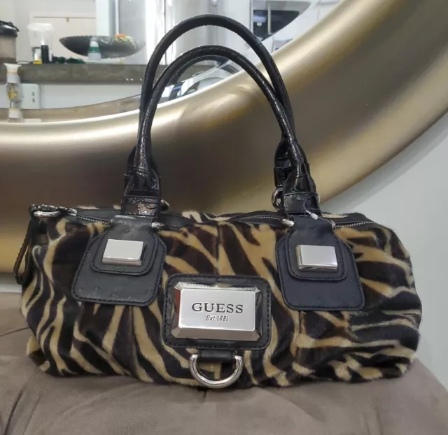 Velvet handbag GUESS Brown in Velvet - 39558786