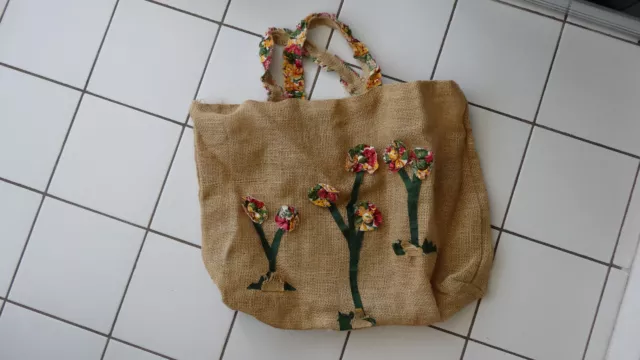 Sac Cabas Fourre Tout en Jute avec Fleurs en Décoration Made Hand Vintage