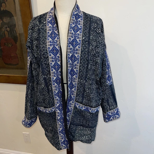 Volup Vintage Reversible Batik and embroidered Jacket Ethnic Print The Blues Volup Vintage Reversible Batik and embroidered Jacket Ethnic Print The Blues