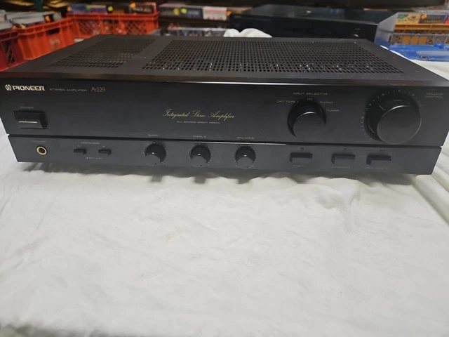 Ampli Vintage Continental Edison A9802 / Victor M2020 – 2x100W – Japon Années 80