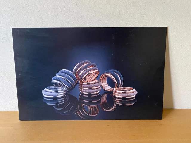 Used - Pesavento Visual Display - Reversible - Cardboard/Cardboard 45 x 28´ 2in