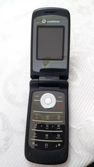 Téléphone à clapet Danew Konnect 40 + carte Sim prépayée Lebara