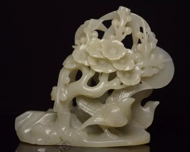 Chinese Exquisite Handmade Flowers and Bird carving Hetian Jade Statue