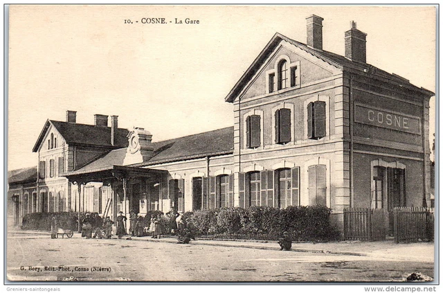 58 COSNE SUR LOIRE - la gare